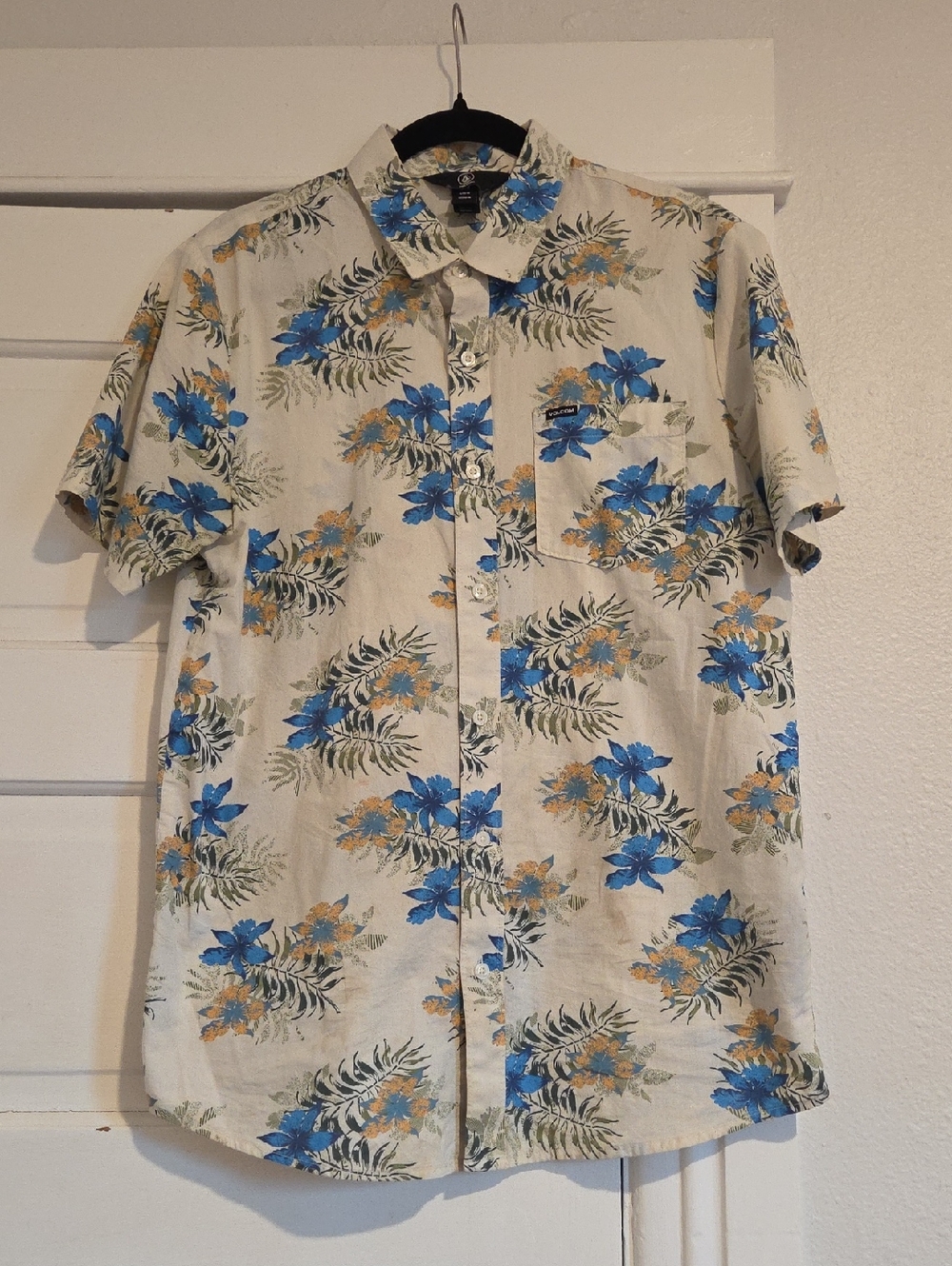 Volcom Short-Sleeve Floral Hawaiian Shirt Cream and Blue Men's Medium